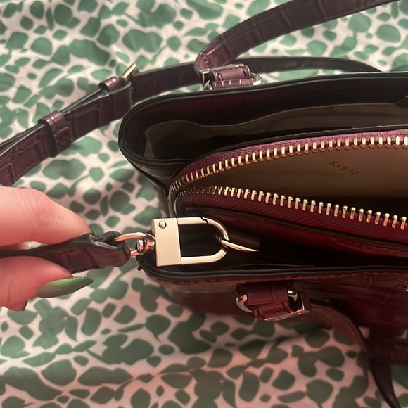 Guess Burgundy Crocodile Crossbody Satchel - Picture 10 of 12